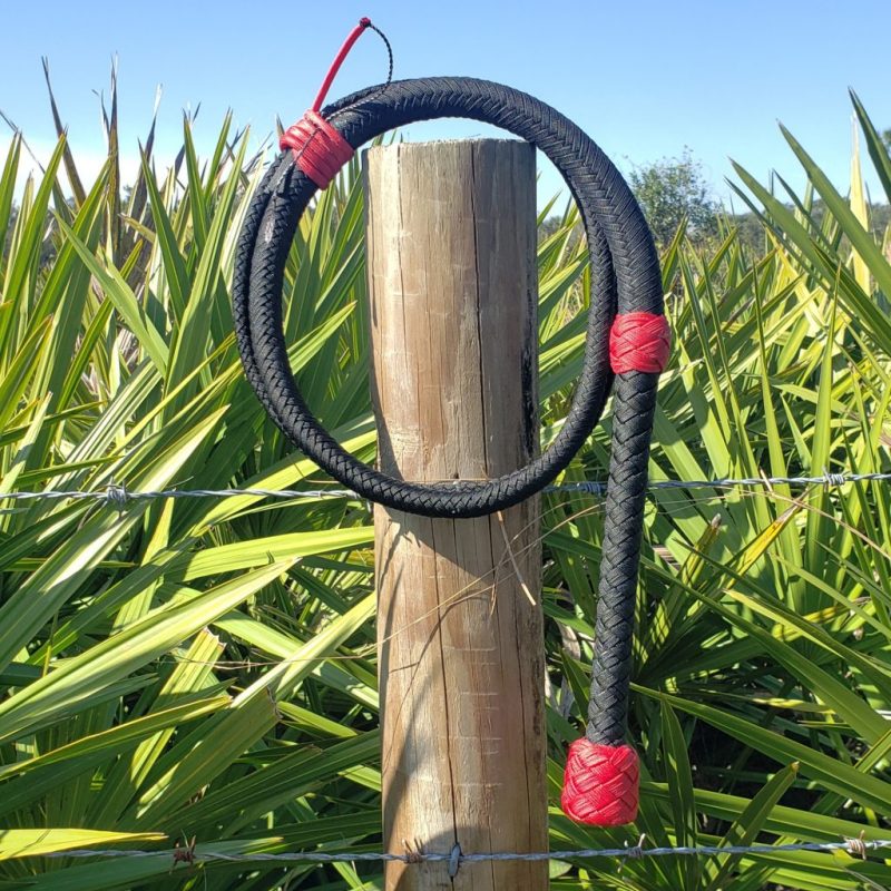 6 foot black and red bullwhip